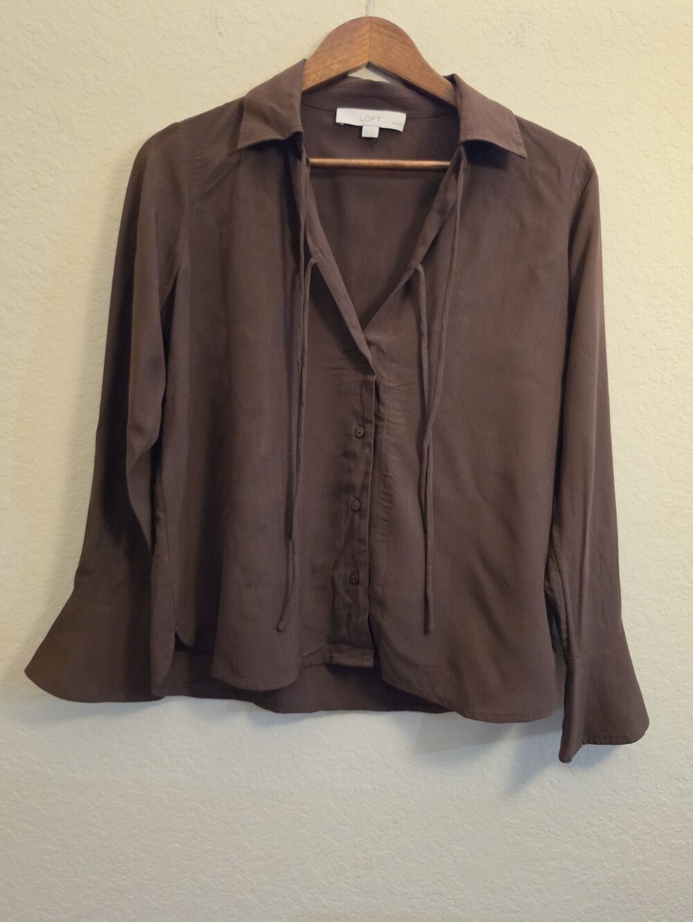 Loft Petite Top Womens XS Brown Button Down Bell Sleeve Neck Tie Business Casual